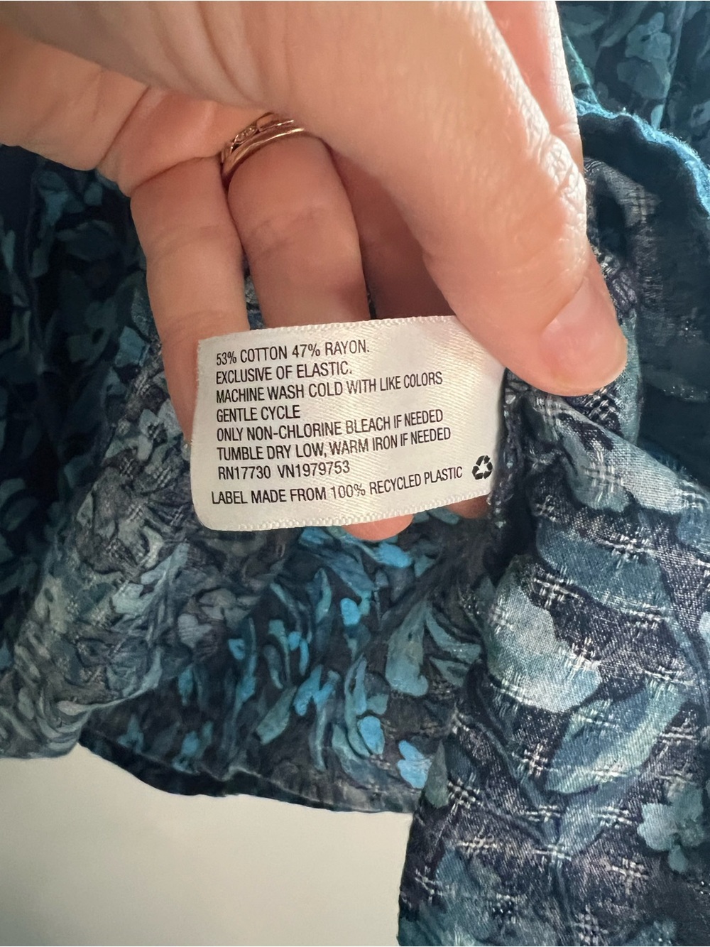 Universal Thread Blue Floral Smocked V-Neck Blouse - Picture 3 of 5